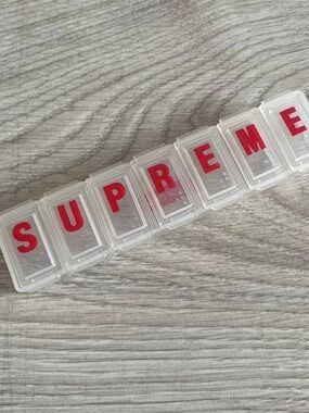 Supreme Clear Weekly Organizer with Red Lettering